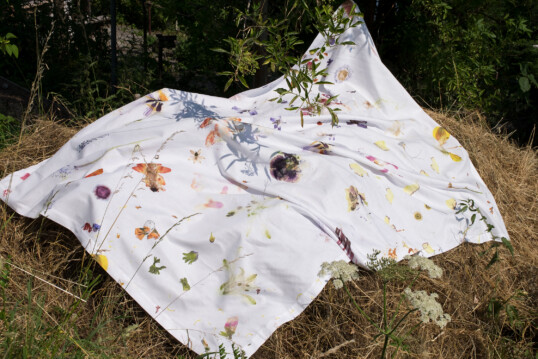 Tablecloth half linen white